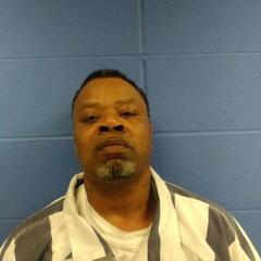 Mugshot of SAULSBERRY, MARCUS LARELL 